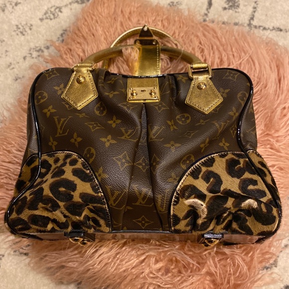 Louis Vuitton Handbags - Collector Authentic LV Sprouse Leopard Adele Purse